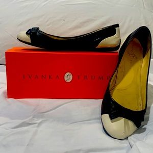 Gently Loved Ivan’s Trump black and white ballerina flats